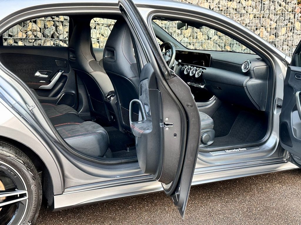 Mercedes-Benz A 220 2023