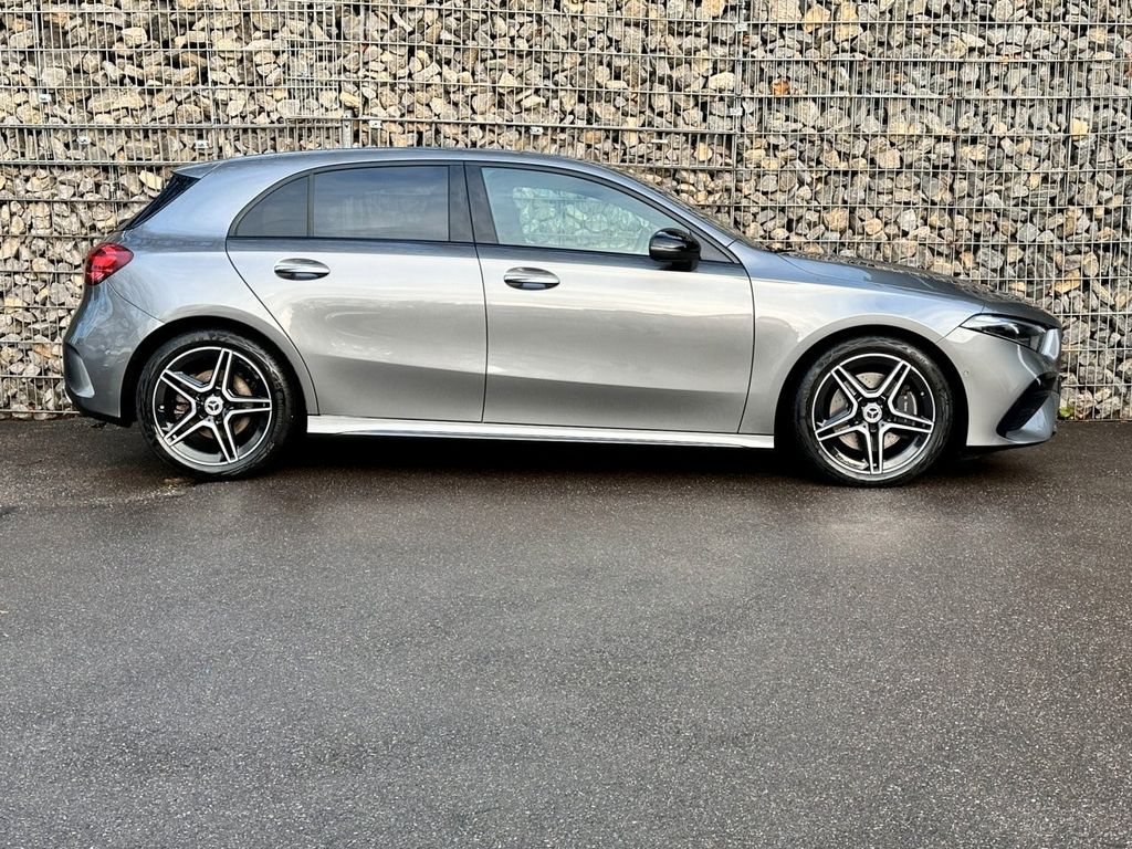 Mercedes-Benz A 220 2023