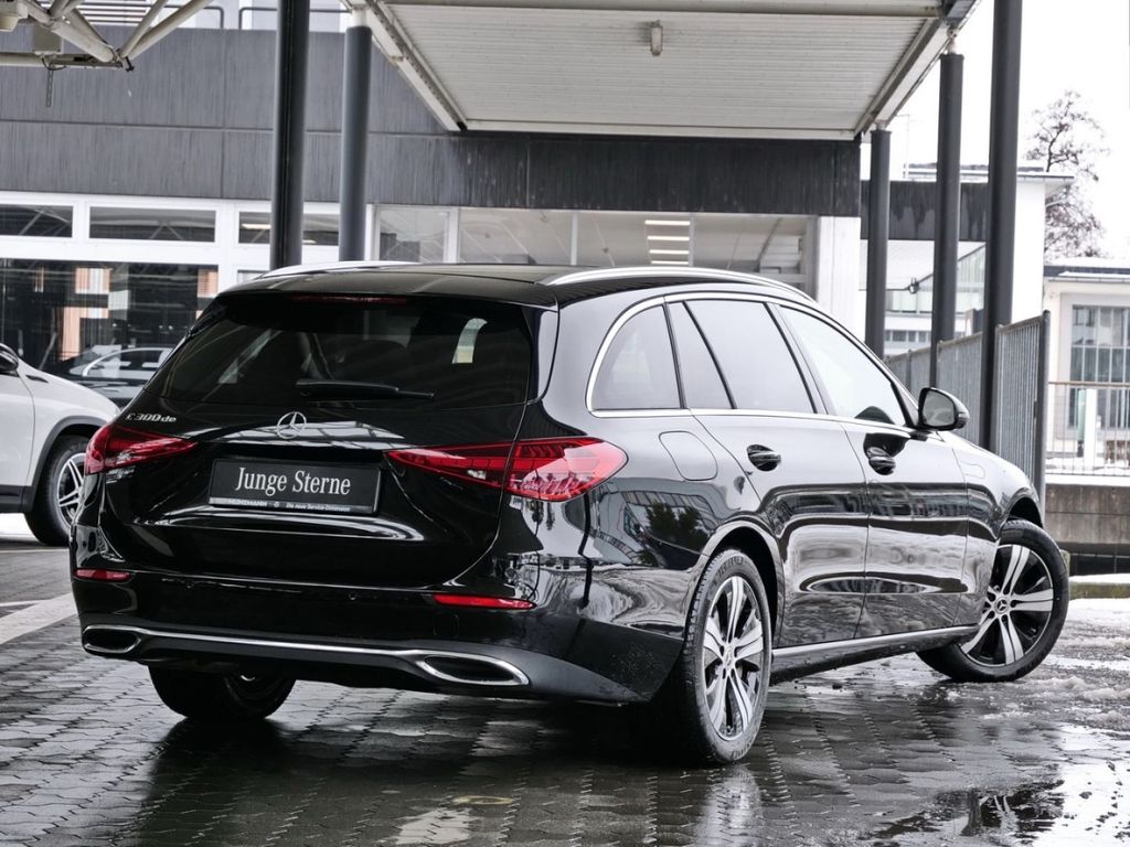 Mercedes-Benz C 300 2024