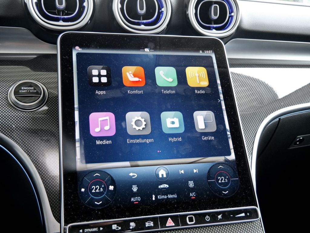 Mercedes-Benz C 300 2024