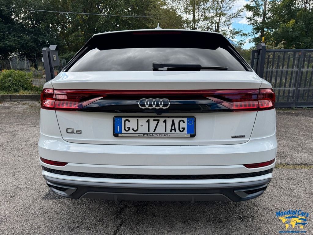 Audi Q8 2022