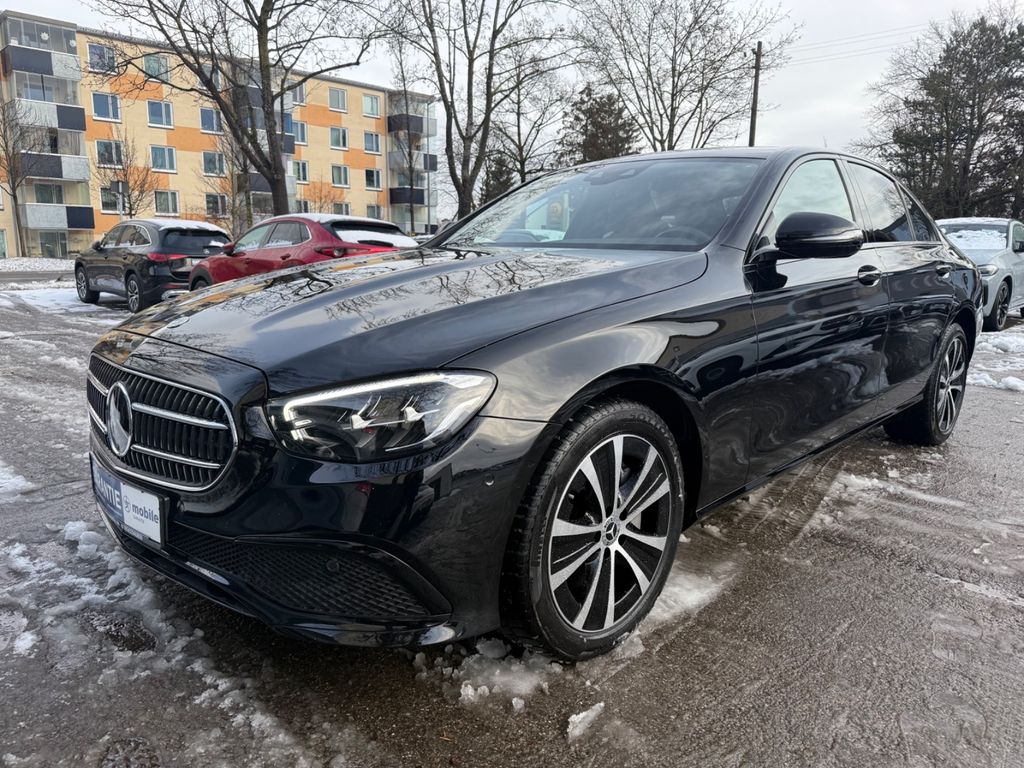 Mercedes-Benz E 300 2022