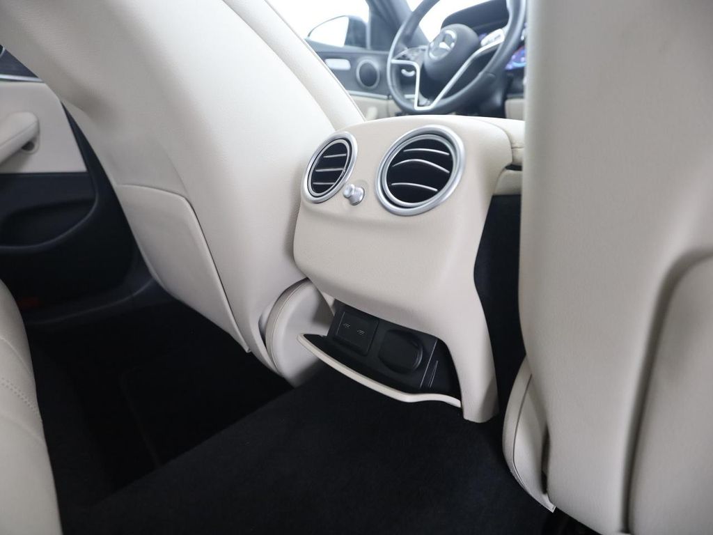 Mercedes-Benz E 300 2022