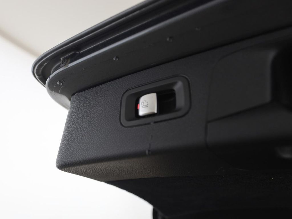 Mercedes-Benz E 300 2022