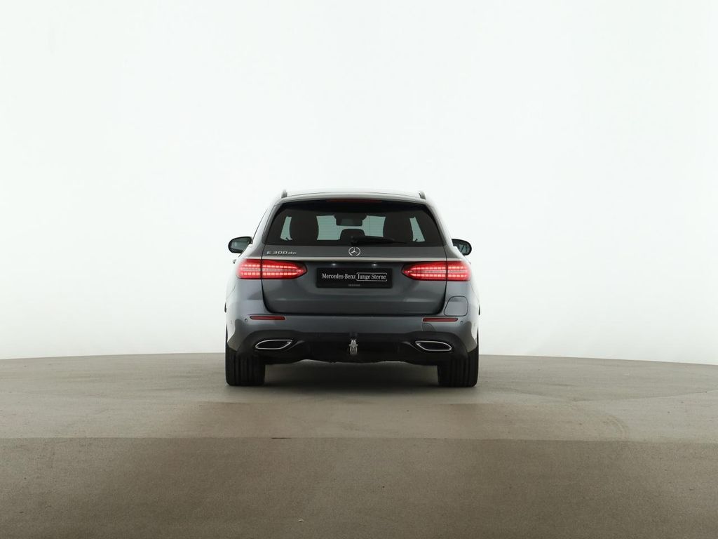 Mercedes-Benz E 300 2022