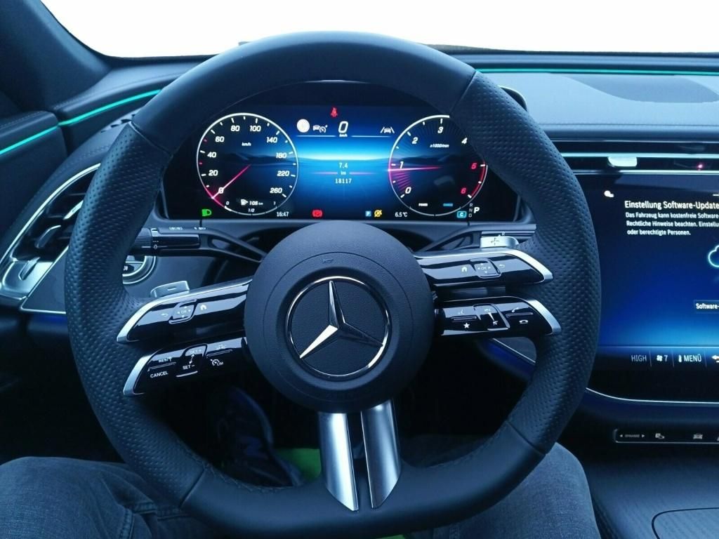 Mercedes-Benz E 220 2024