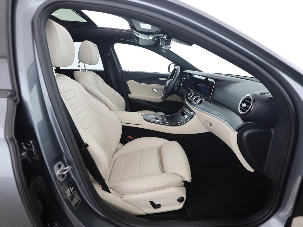 Mercedes-Benz E 300 2022