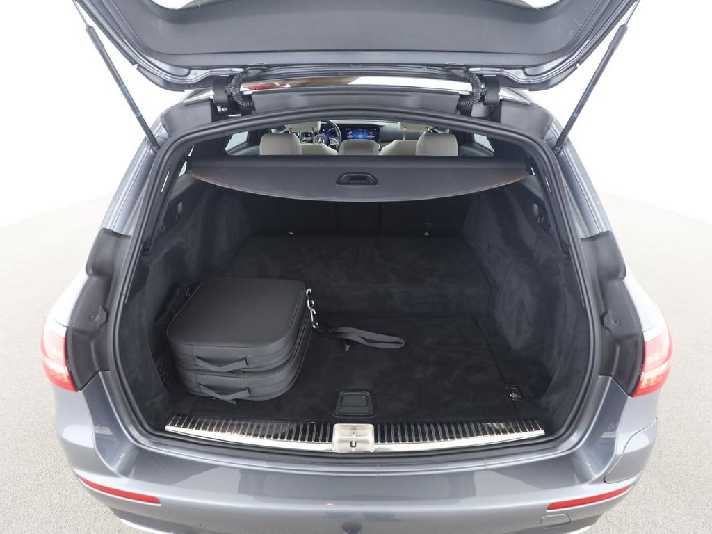 Mercedes-Benz E 300 2022