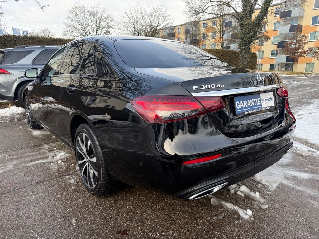 Mercedes-Benz E 300 2022