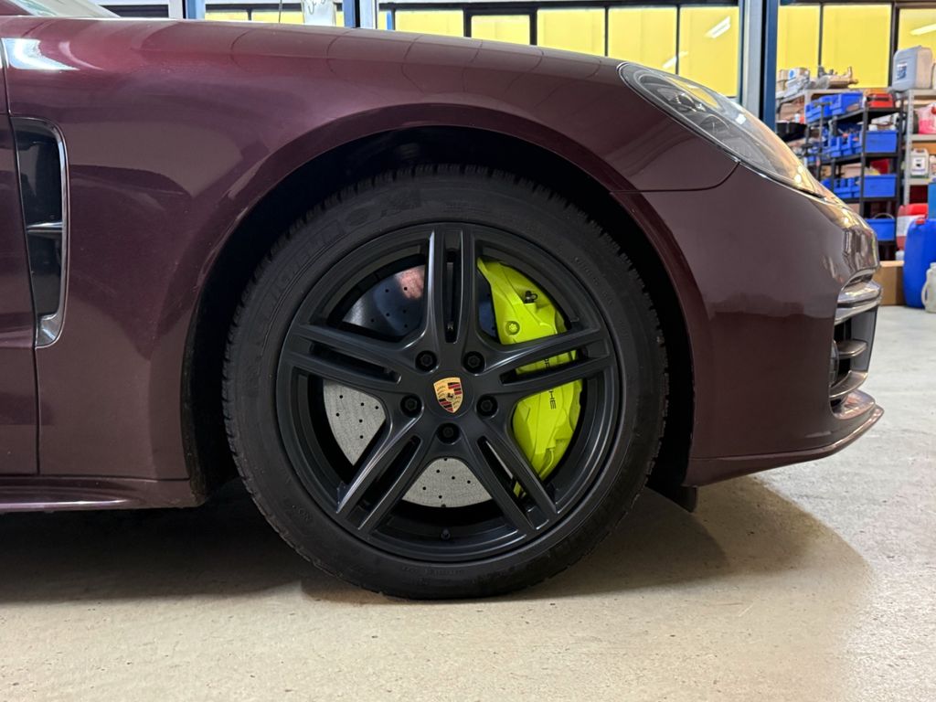 Porsche Panamera 2020