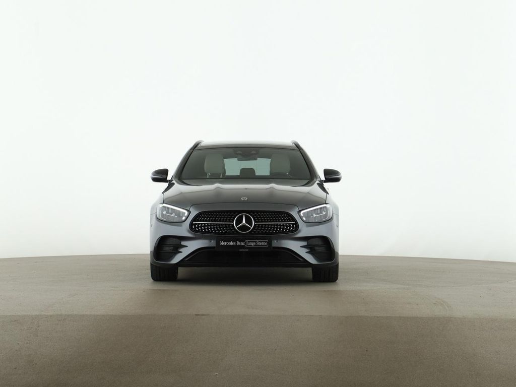 Mercedes-Benz E 300 2022