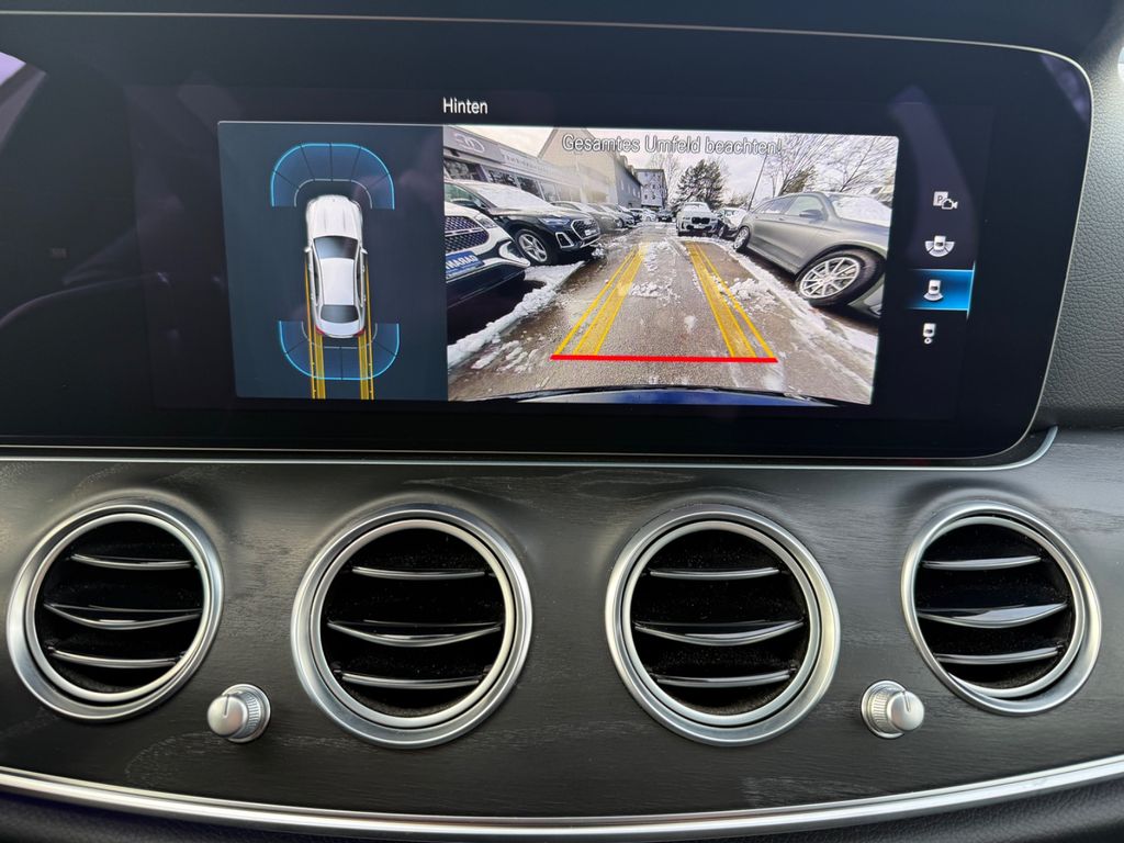 Mercedes-Benz E 300 2022