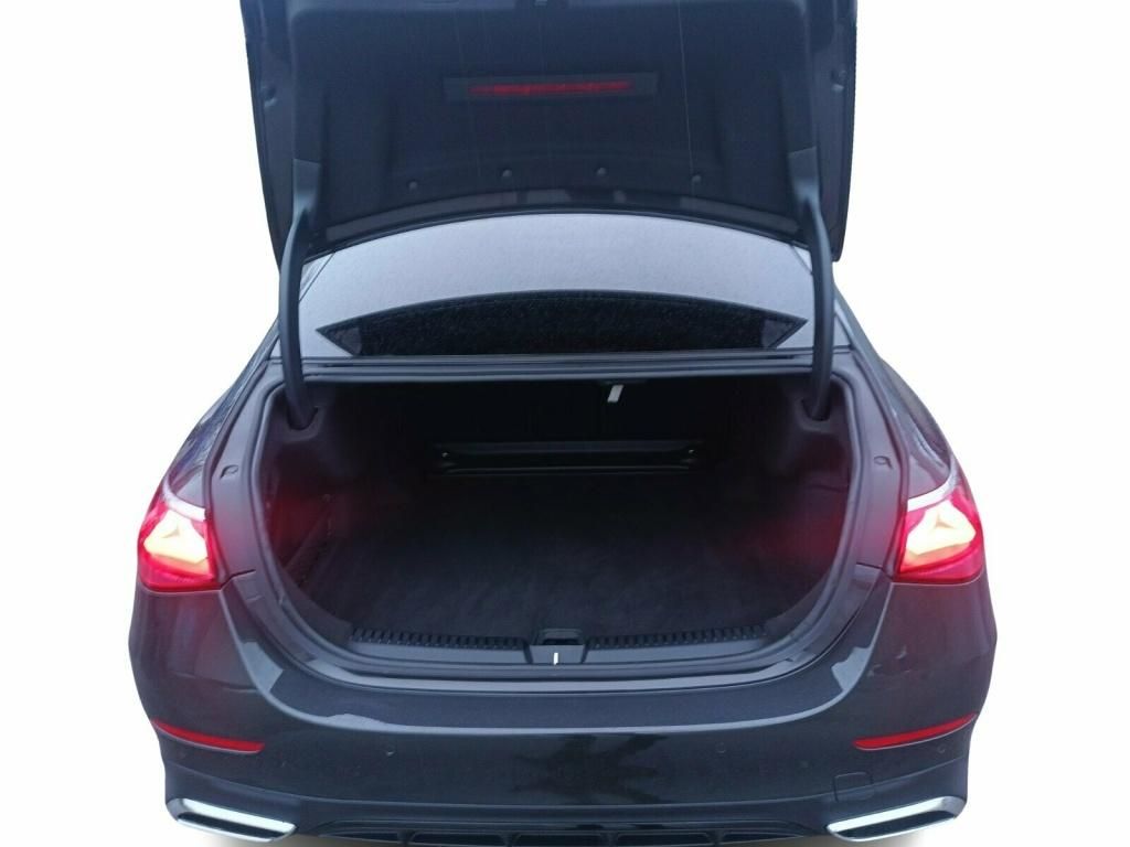 Mercedes-Benz E 220 2024