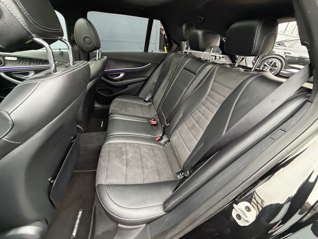 Mercedes-Benz E 300 2022