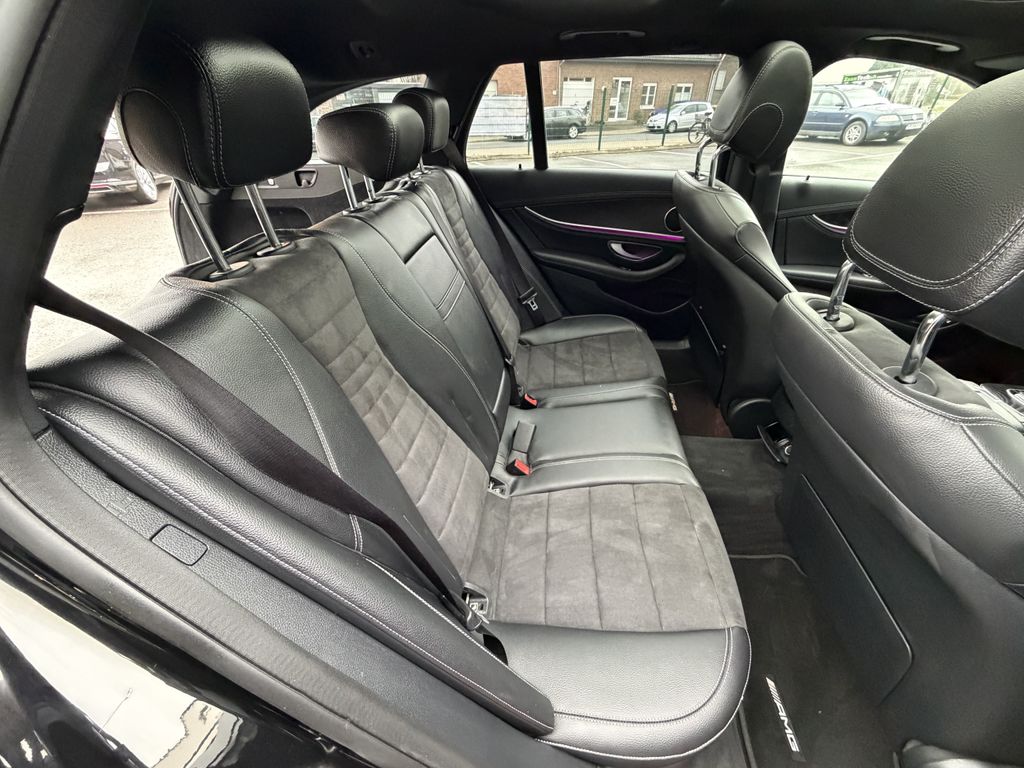 Mercedes-Benz E 300 2022