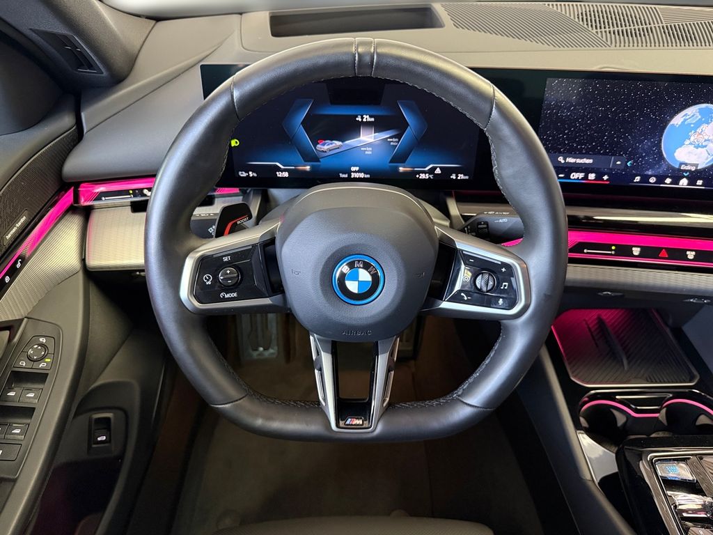 BMW i5 2024