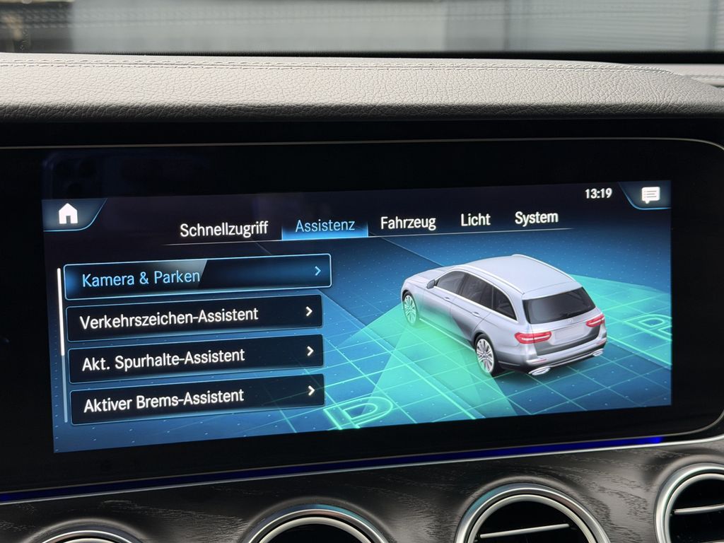 Mercedes-Benz E 300 2022