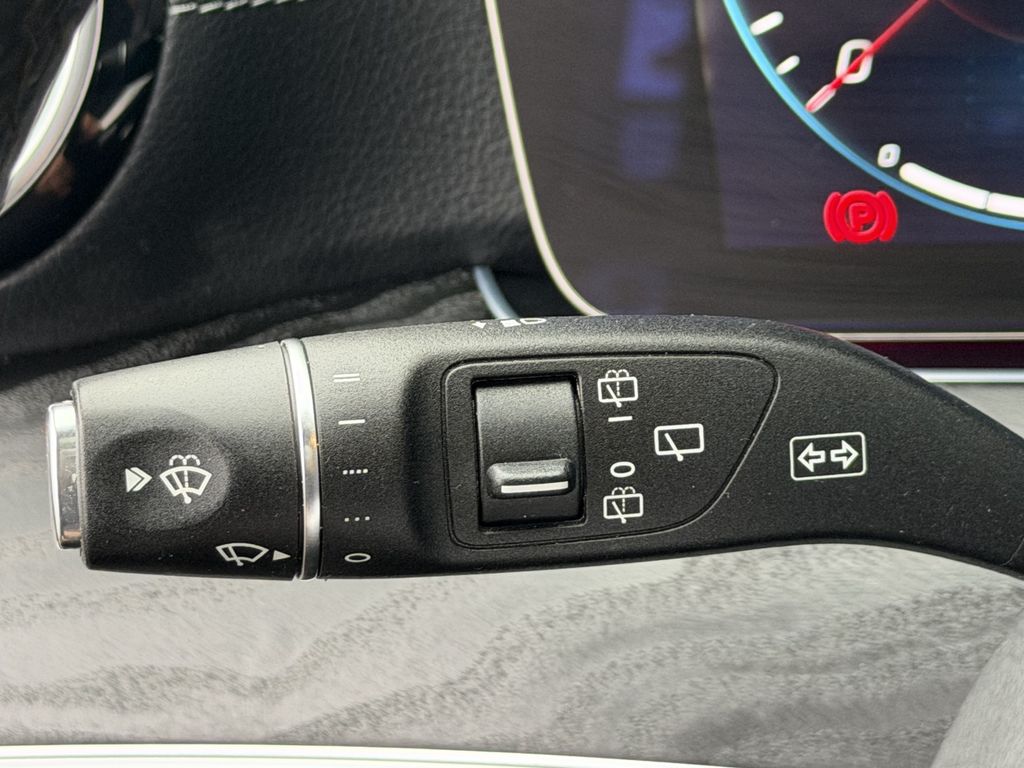 Mercedes-Benz E 300 2022