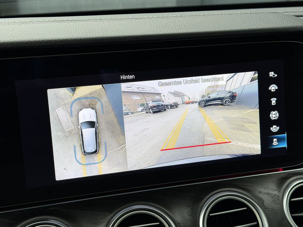 Mercedes-Benz E 300 2022