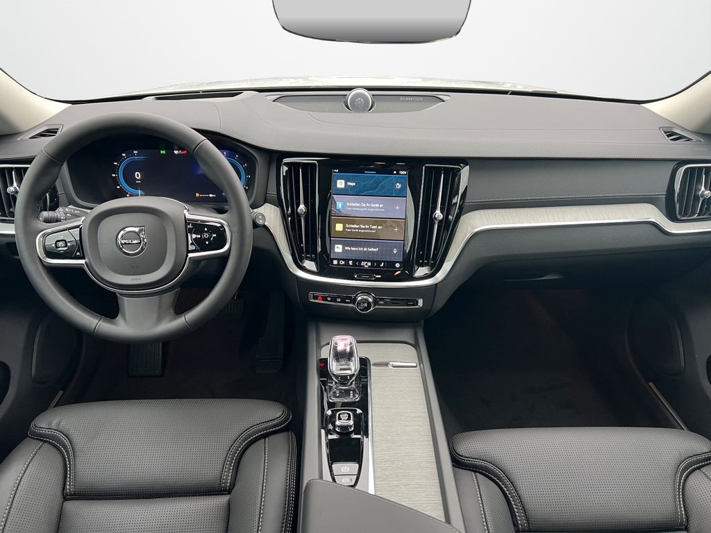 Volvo V60 Cross Country 2024