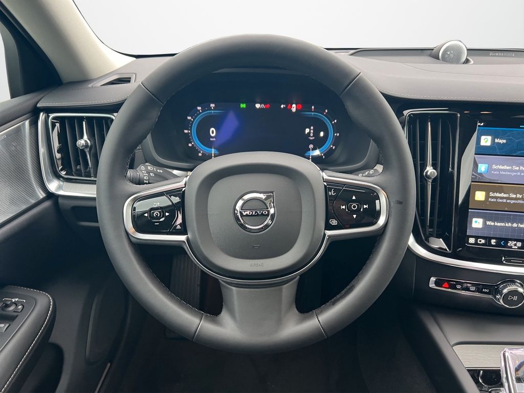 Volvo V60 Cross Country 2024