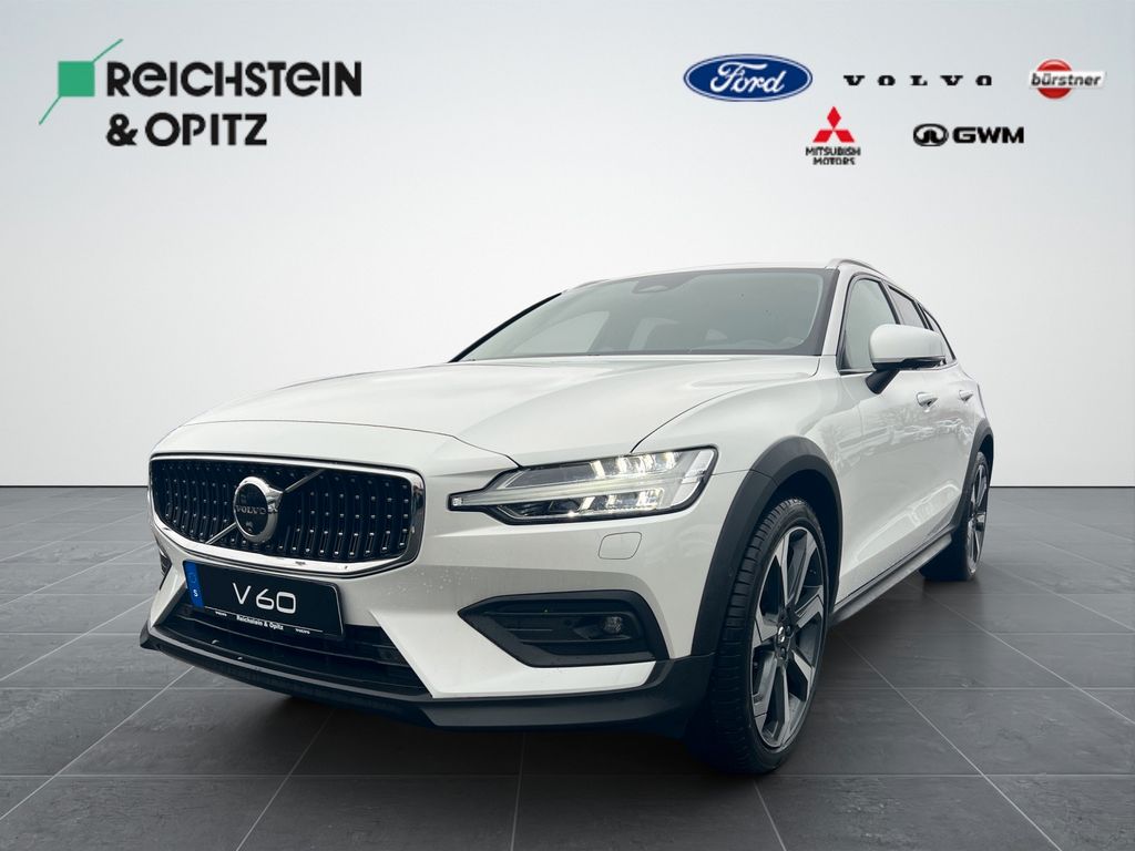 Volvo V60 Cross Country 2024