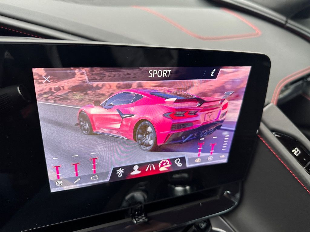 Corvette C8 2025