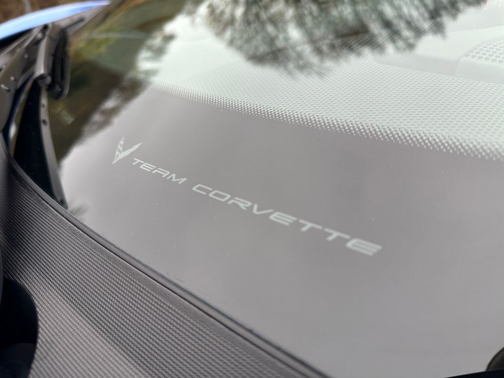 Corvette C8 2025