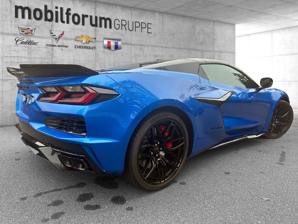 Corvette C8 2025