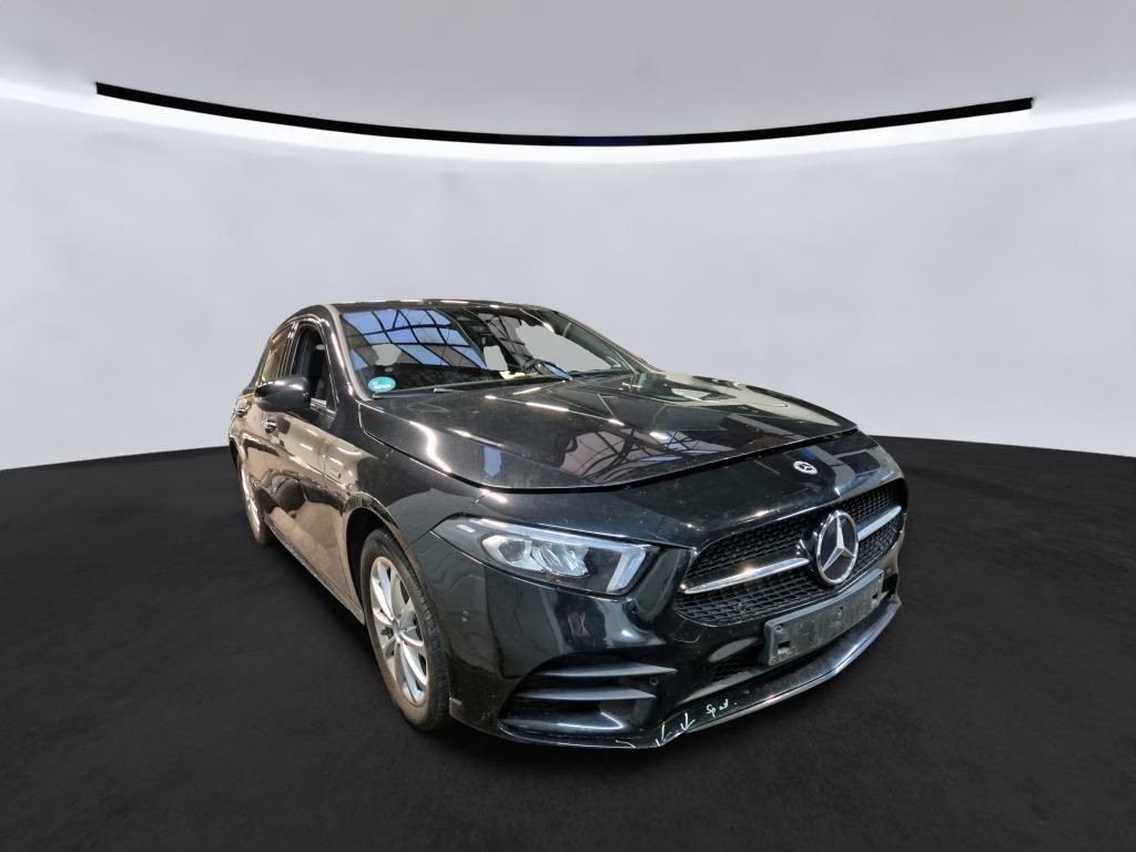 Mercedes-Benz A 250 2021