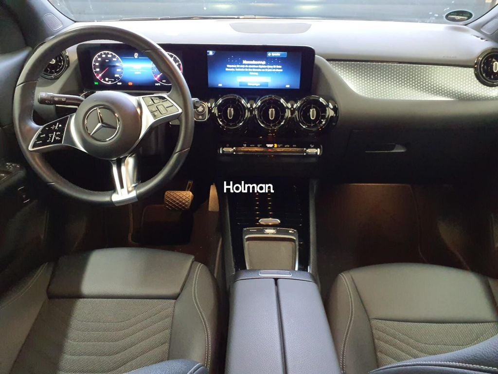 Mercedes-Benz GLA 200 2024