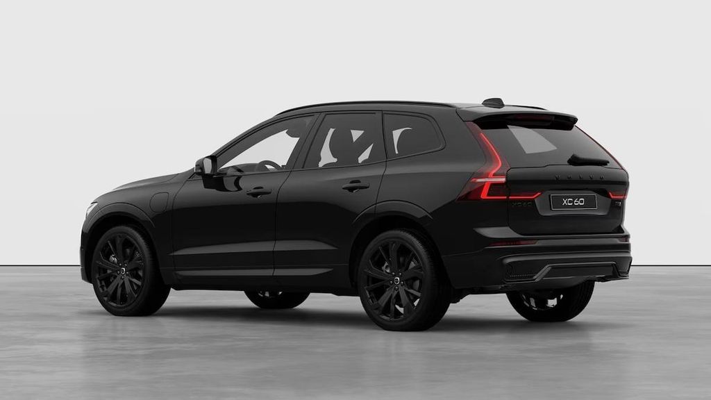 Volvo XC60 2025