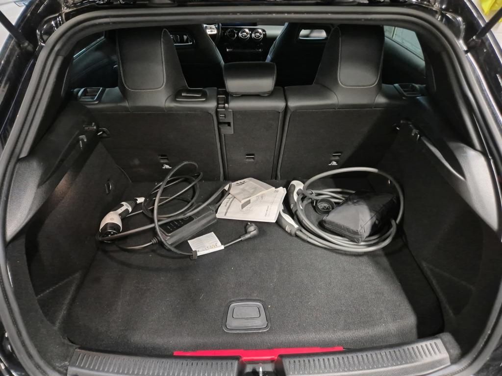 Mercedes-Benz A 250 2021