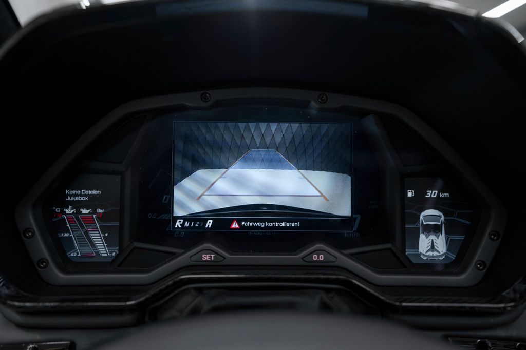 Lamborghini Aventador 2021