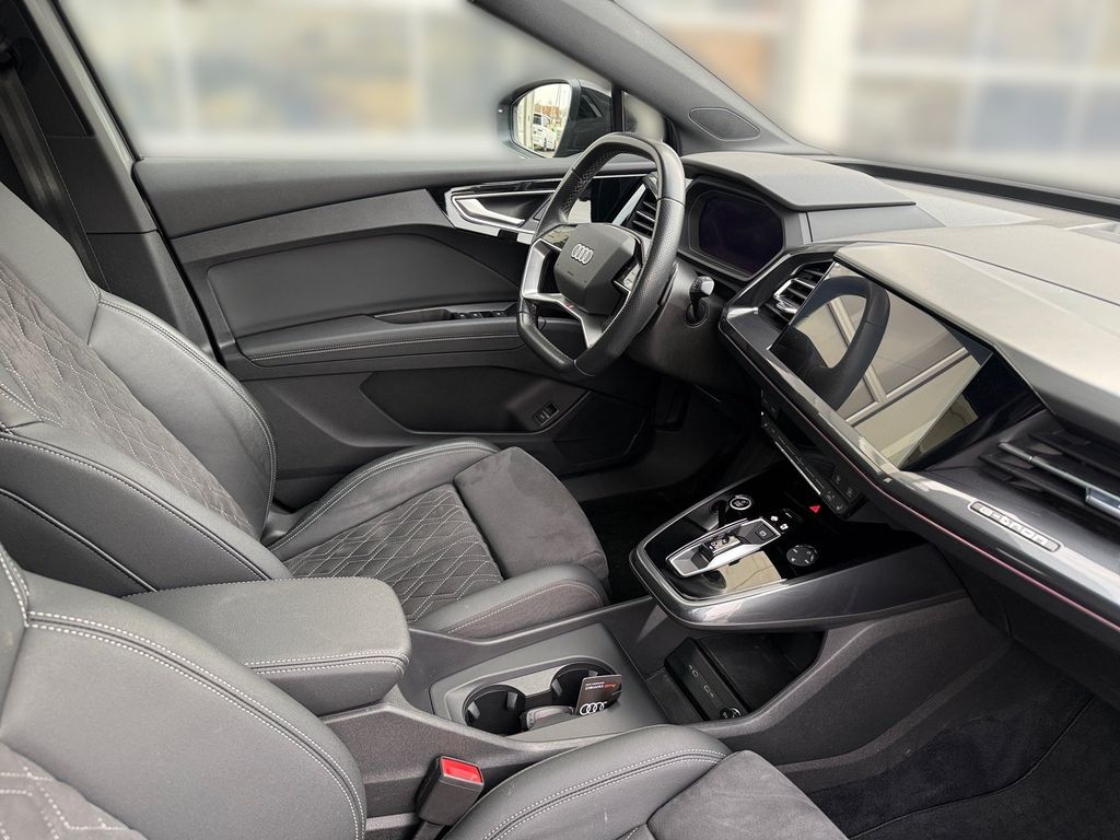 Audi Q4 e-tron 2023