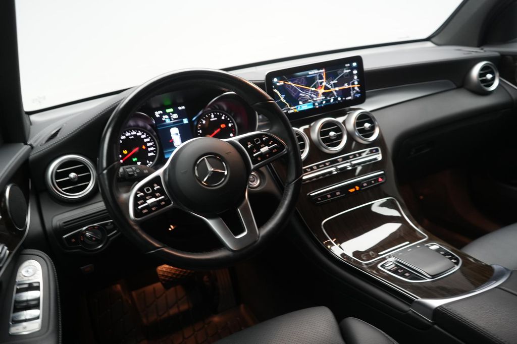 Mercedes-Benz GLC 300 2022