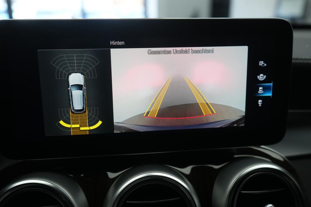 Mercedes-Benz GLC 300 2022