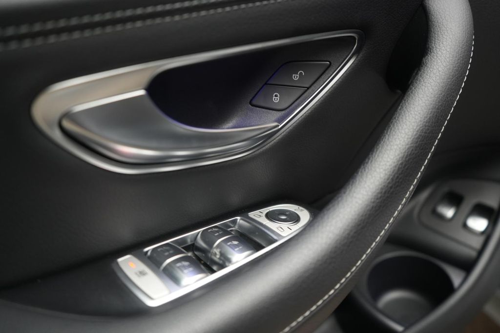 Mercedes-Benz E 300 2022