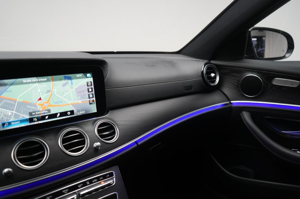 Mercedes-Benz E 300 2022