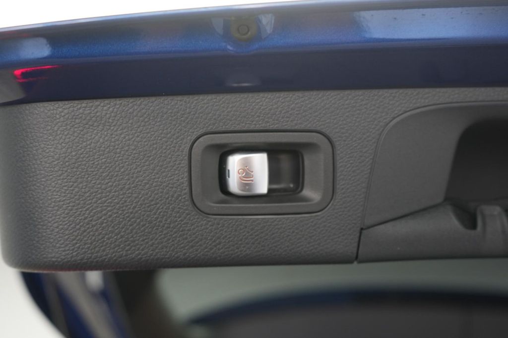 Mercedes-Benz GLC 300 2022