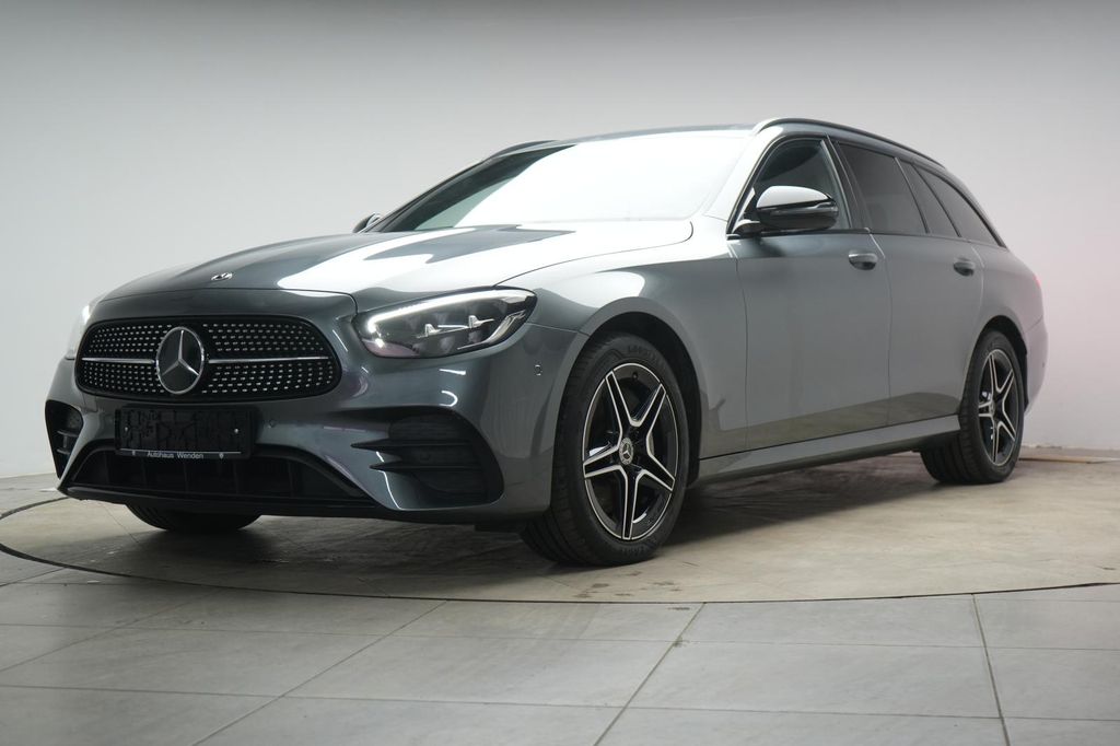 Mercedes-Benz E 300 2022