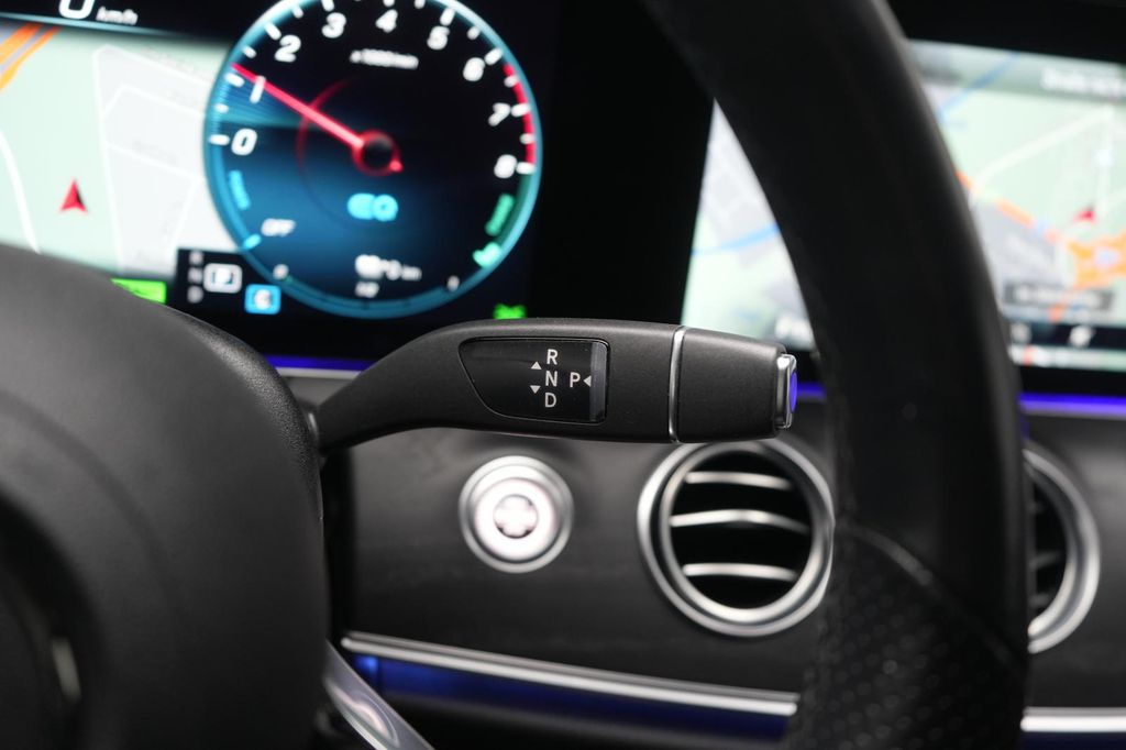 Mercedes-Benz E 300 2022