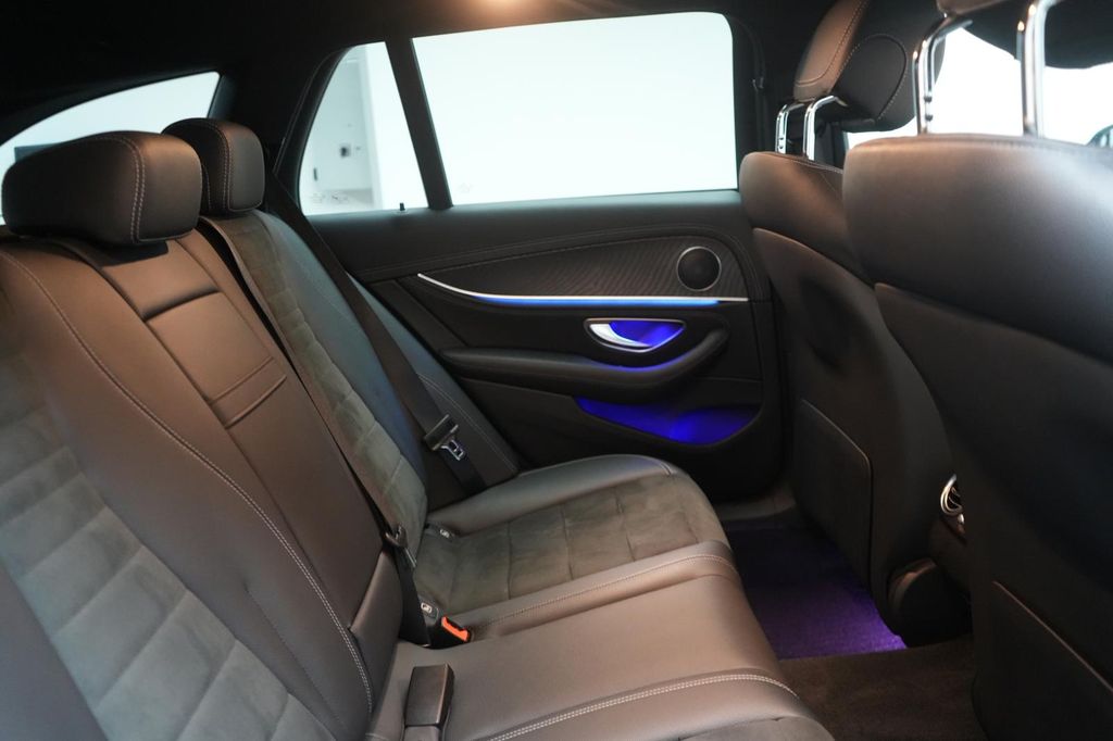 Mercedes-Benz E 300 2022