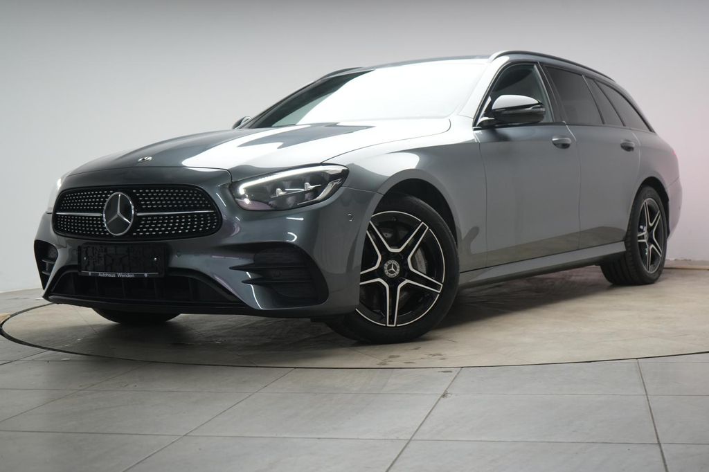 Mercedes-Benz E 300 2022