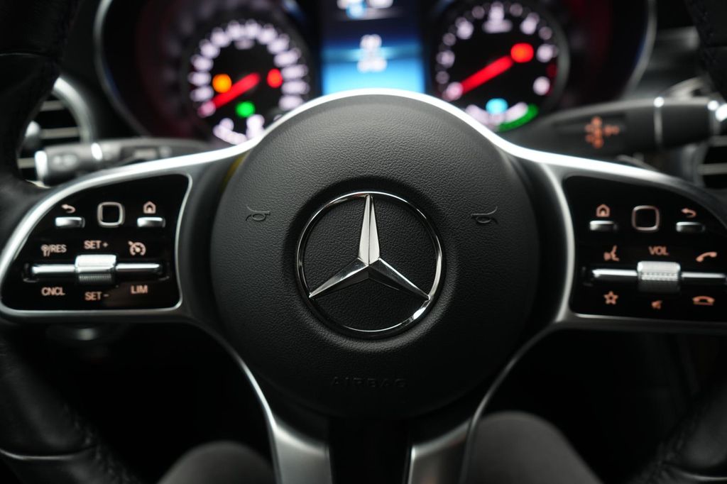 Mercedes-Benz GLC 300 2022