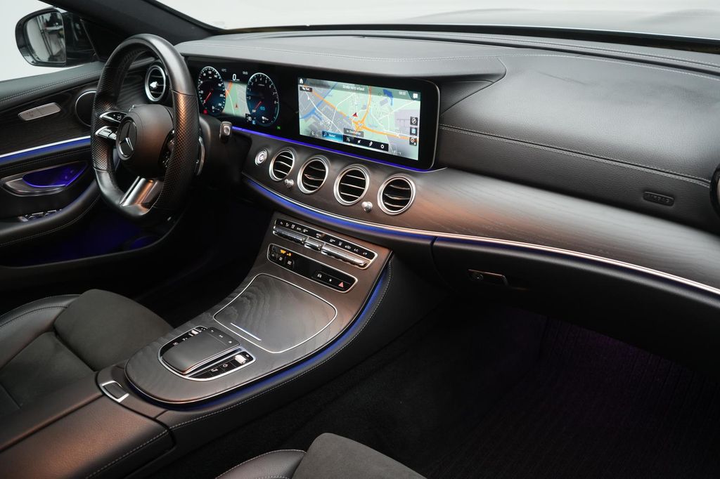 Mercedes-Benz E 300 2022