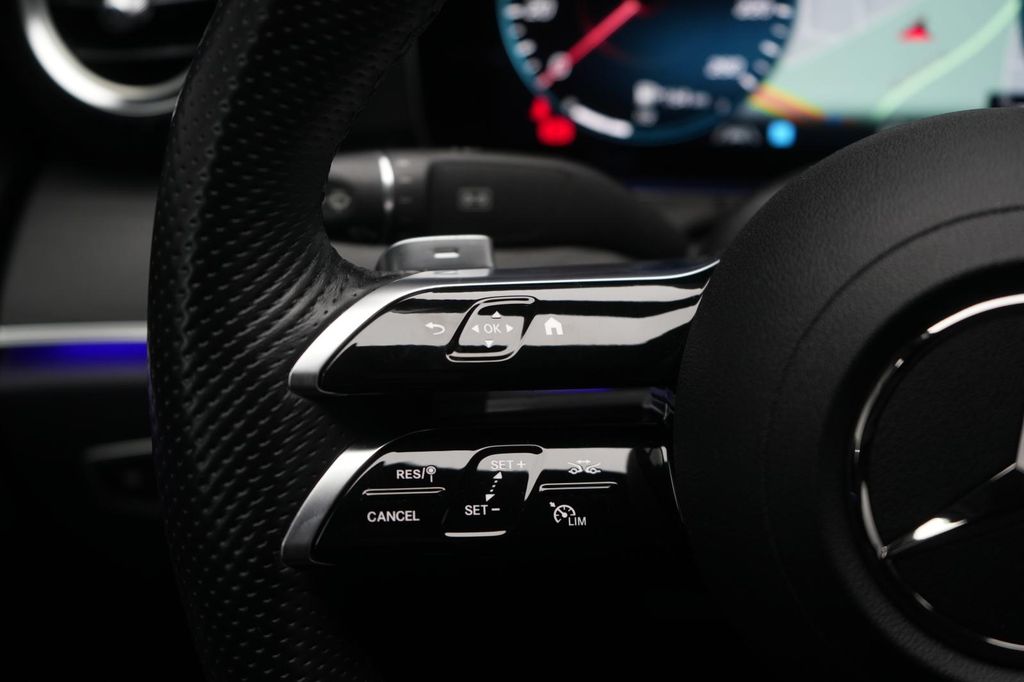 Mercedes-Benz E 300 2023