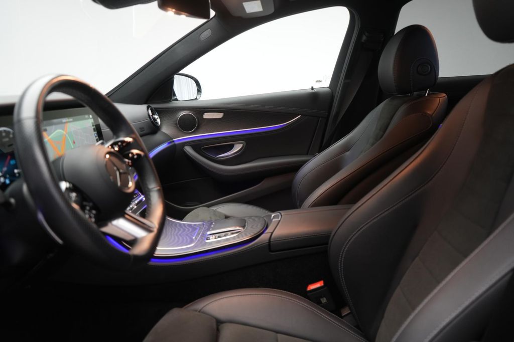 Mercedes-Benz E 300 2023