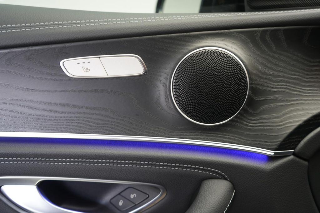 Mercedes-Benz E 300 2023