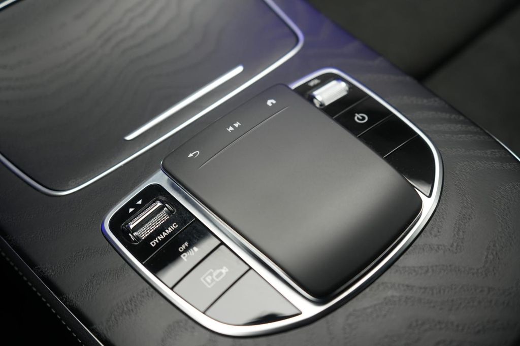 Mercedes-Benz E 300 2023